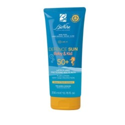 Bionike Defence Sun 50+ Baby&kid Latte Fluido