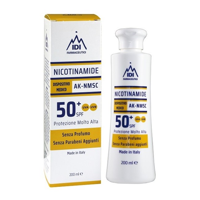 Welcome pharma Nicotinamide ak-nmsc 50+spf protezione alta 200 ml Welcome pharma Nicotinamide ak-nmsc 50+spf protezione alta 200 ml