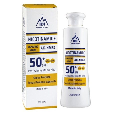 Welcome pharma Nicotinamide ak-nmsc 50+spf protezione alta 200 ml Welcome pharma Nicotinamide ak-nmsc 50+spf protezione alta 200 ml