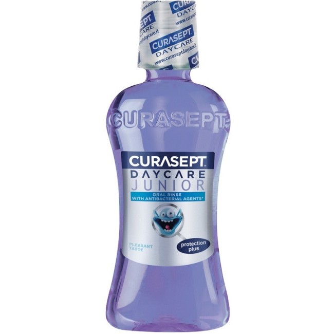 Curasept collutorio daycare protection plus junior 250 ml Curasept collutorio daycare protection plus junior 250 ml