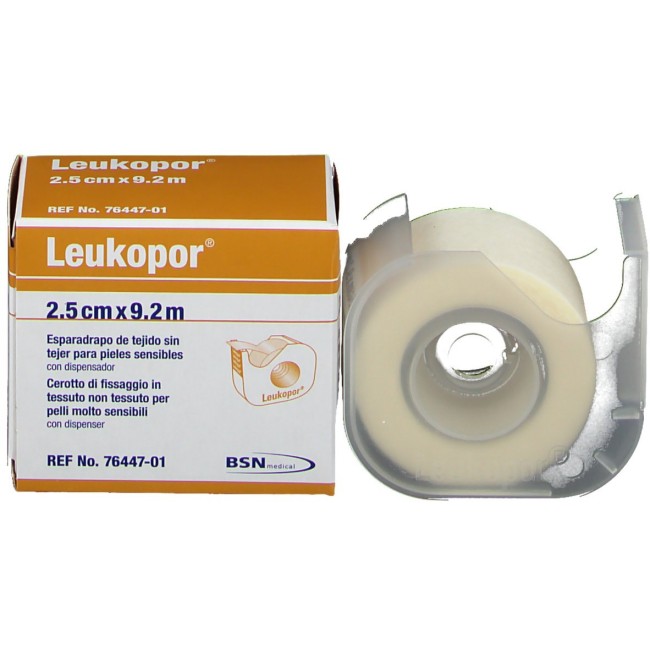 Leukopor cerotto ipoallergenico rocchetto 9,2x2,5 cm 1 pezzo Leukopor cerotto ipoallergenico rocchetto 9,2x2,5 cm 1 pezzo