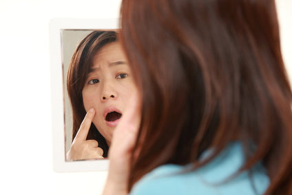 Come togliere i punti neri dal naso