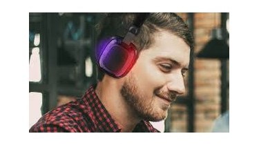 Cuffie e discoteca: un'intera generazione rischia la sordità