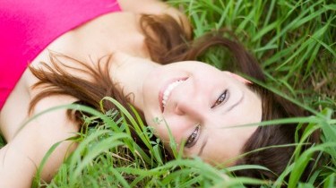 Come sbiancare i denti in farmacia Come sbiancare i denti in farmacia