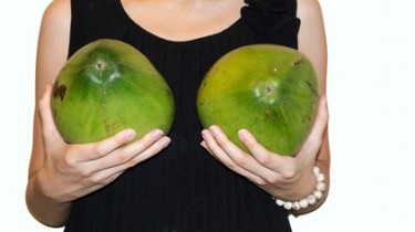 Allarme sicurezza per le protesi al seno