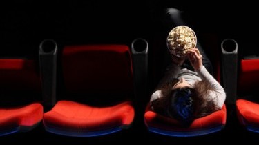 I film tristi fanno ingrassare