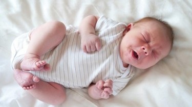 Coliche gassose neonato: rimedi naturali