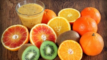 Curava il cancro con frutta e verdura