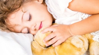 Bambini: più dormono, più sono in salute